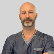 Dr. Dario Tomasi | Endodonzia - implantologia - protesi | Studio dentistico Milano